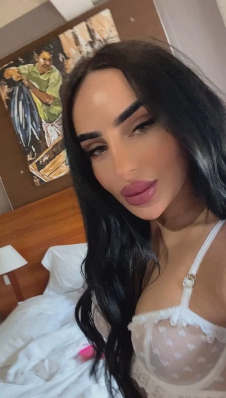 Amirä – Filipino escort in Maldives — 8 / 11