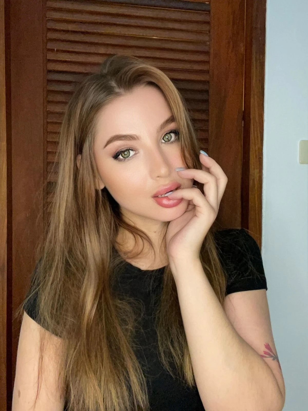 WMichelle – Russian escort in Beirut — 2 / 9