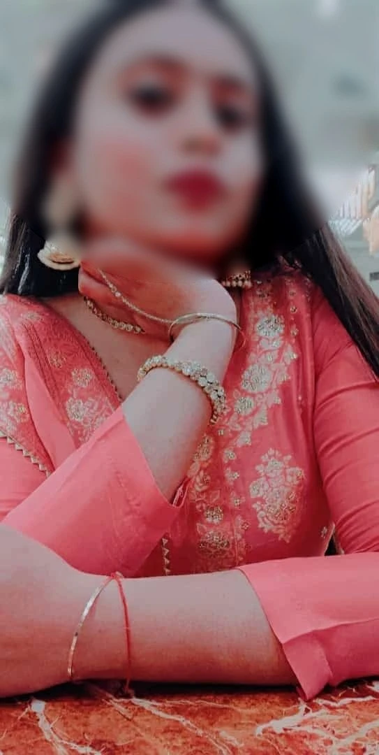 Jannat Khan Connaught Place 5 Star Hotel – Indian escort in New Delhi — 1 / 8