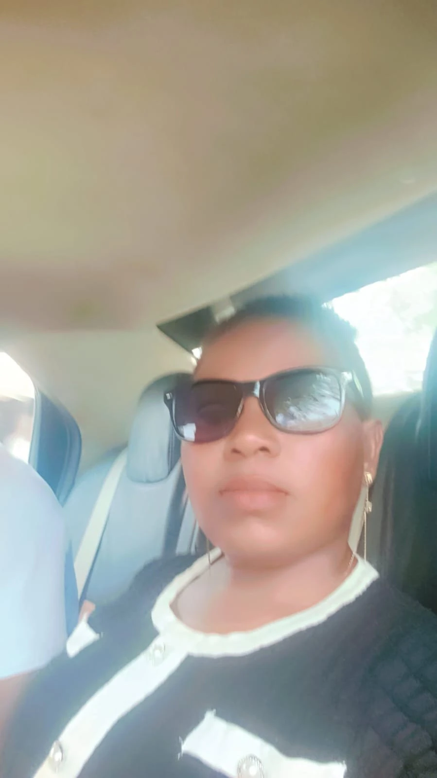 Bella – Malian masseuse in New Delhi — 6 / 11