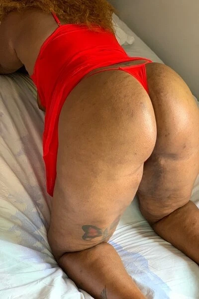 Nicky – Senegalese escort in Casablanca — 3 / 5
