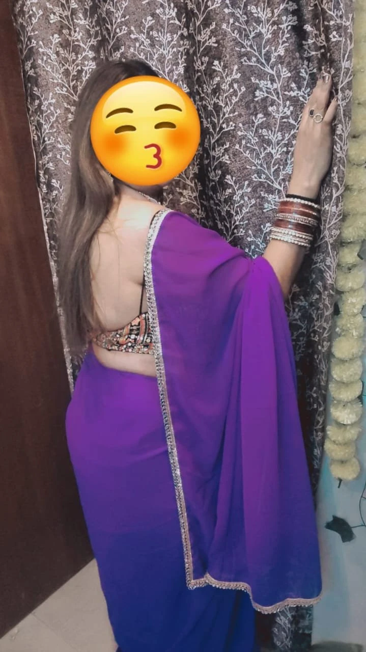 Independent bhabhi cam show – Indian adult performer in New Delhi — 21 / 30