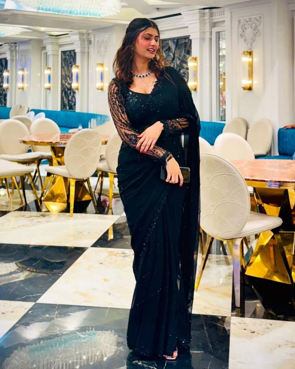 Kavya – Indian escort in Pune — 1 / 4