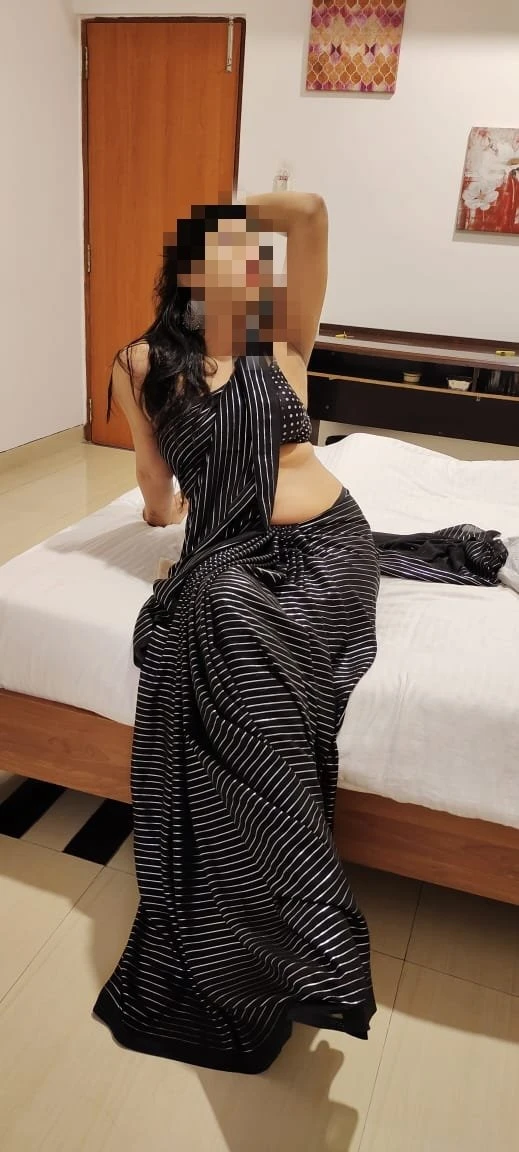 Just landed n here till Monday – Indian escort in Pune — 1 / 6