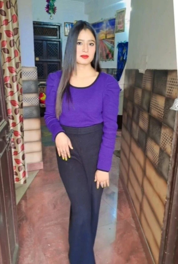 Tanu – Indian escort in Hyderabad — 2 / 3