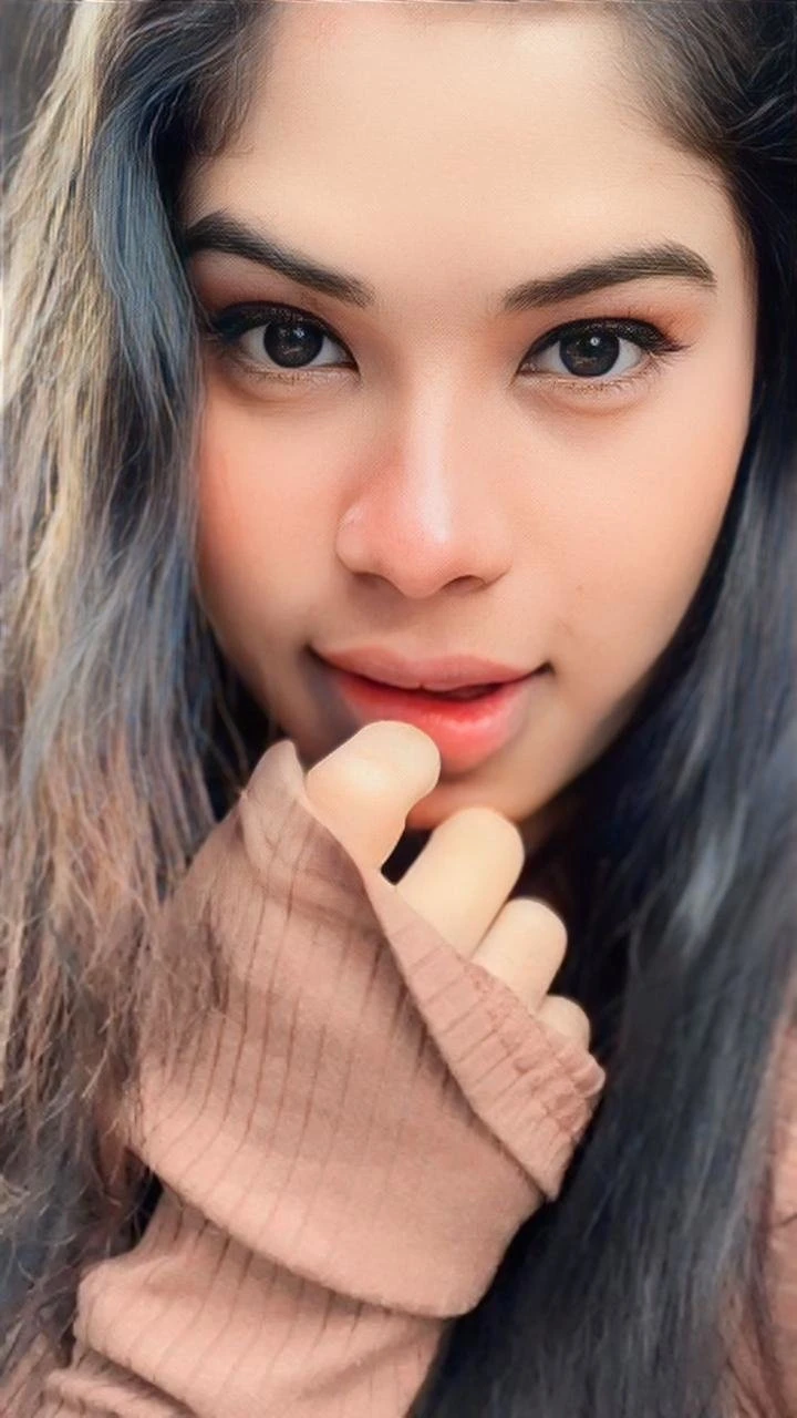 Monika – Indian escort in Udaipur — 3 / 4