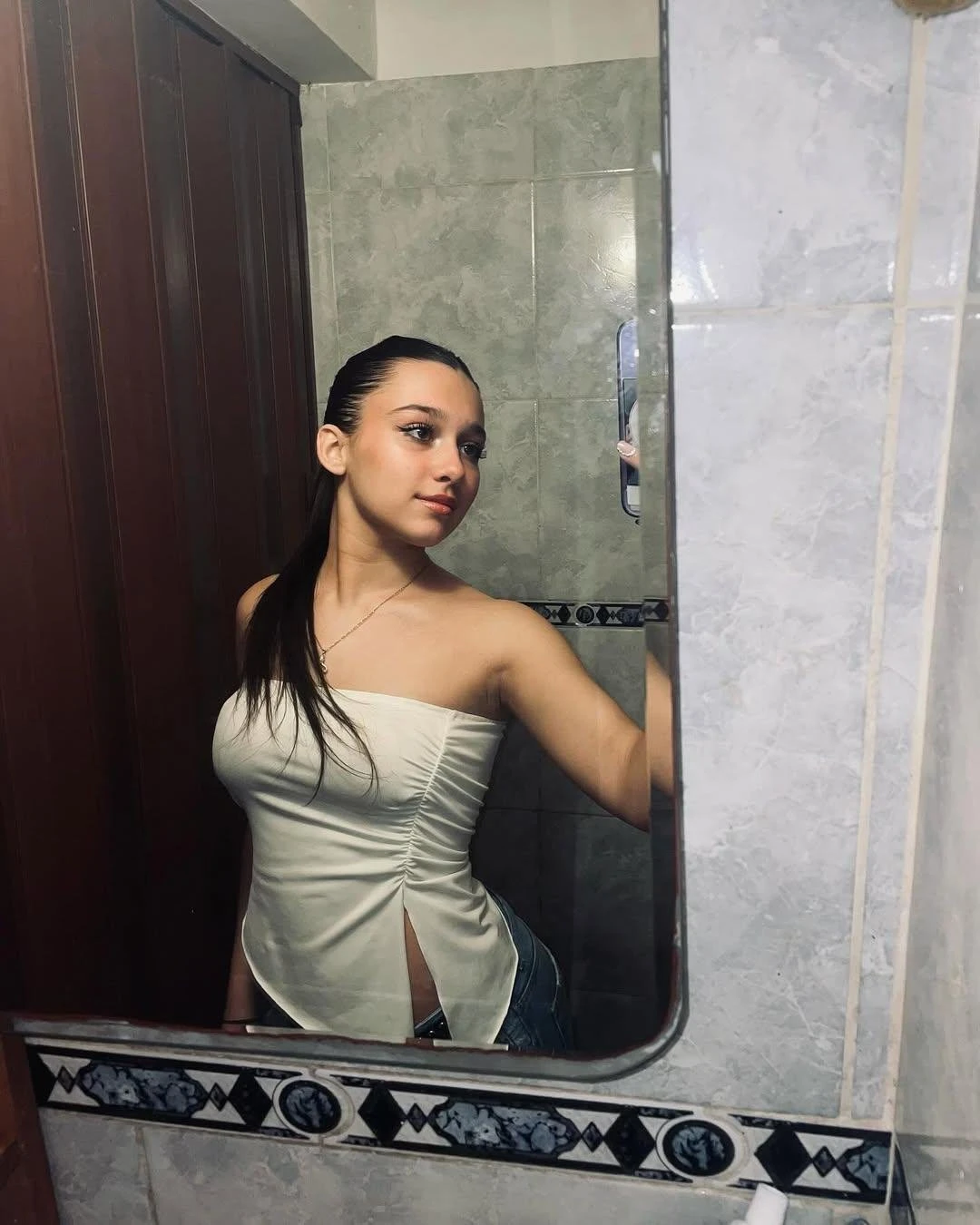 ꧁NO ADVANCE -Direct Pay To Girl In Room꧂ – Indian escort in Gurgaon — 3 / 4