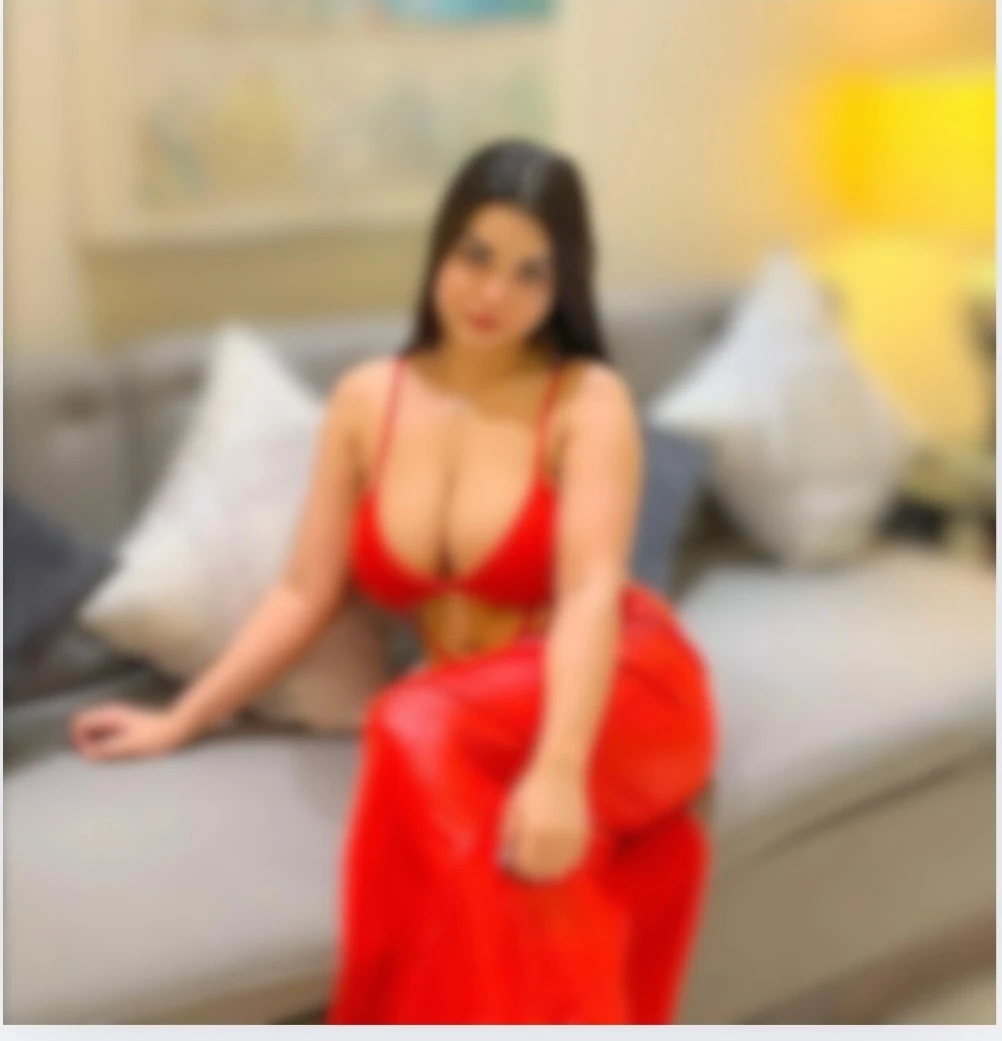 Group of Vip Independent Escorts Srishti – Indian escort in Pune — 1 / 6
