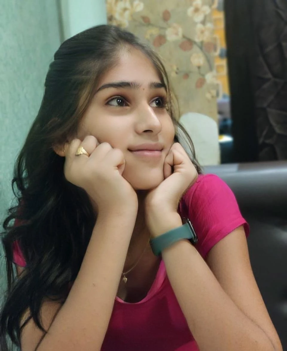 Independent Call Girl Preethi Reddy – Indian escort in Hyderabad — 1 / 4