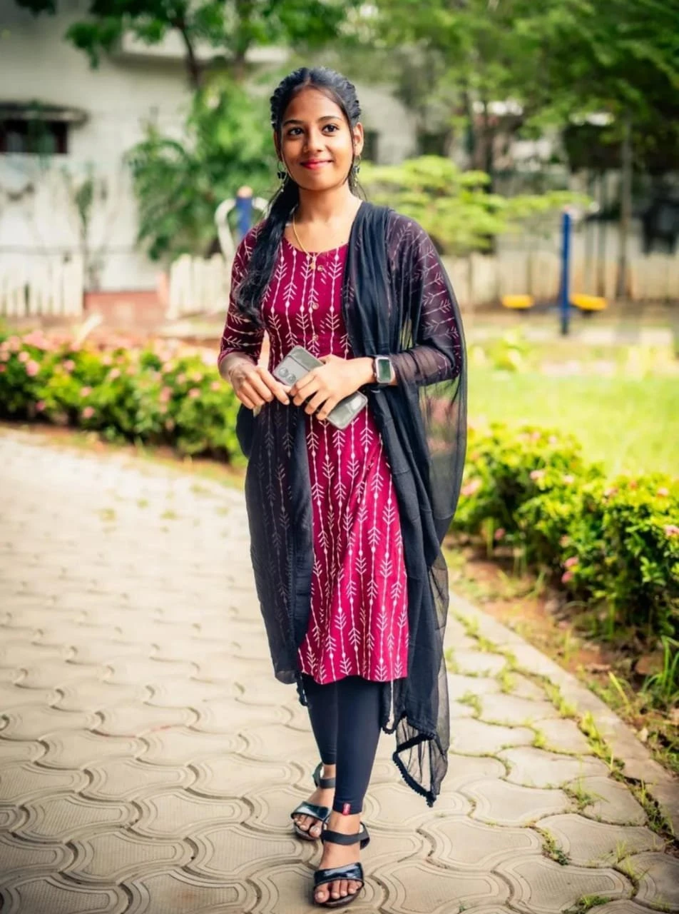 Snesha – Indian escort in Hyderabad, Escort, Hyderabad