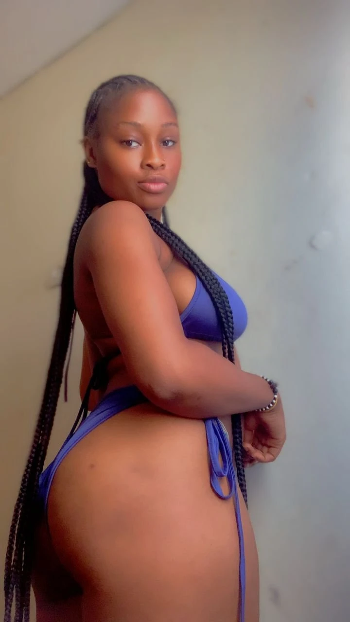 Trisha – Ghanaian escort in Lomé — 2 / 5
