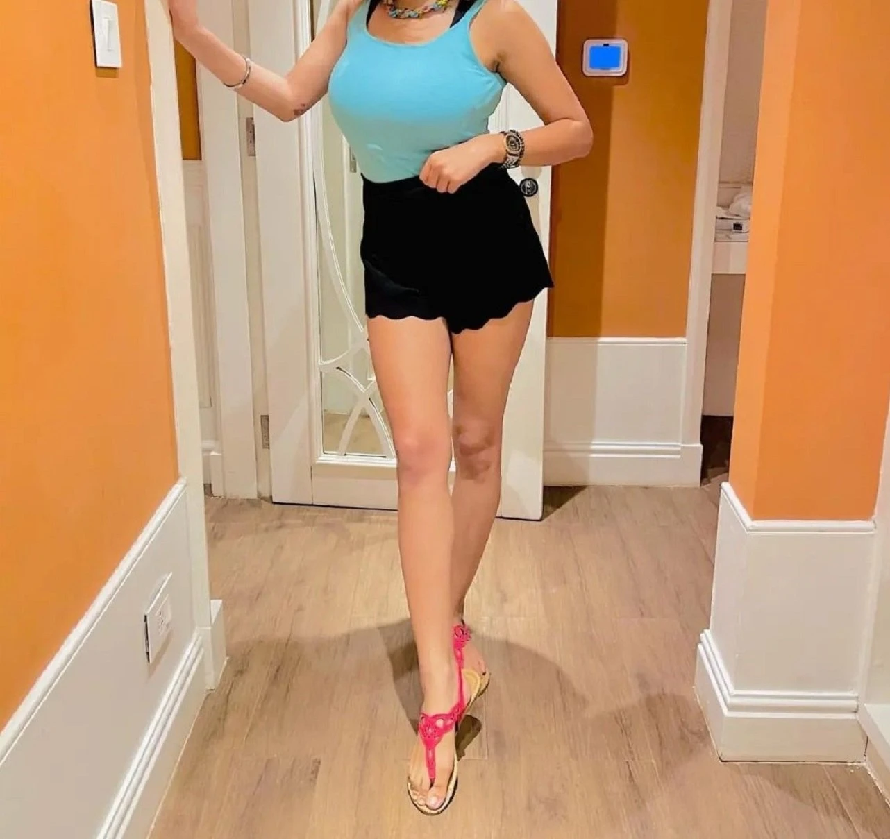 Sonia – Indian escort in Mumbai — 2 / 3