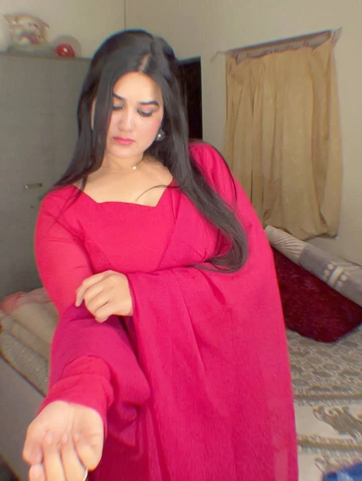 Pooja – Indian escort in Thane — 2 / 6