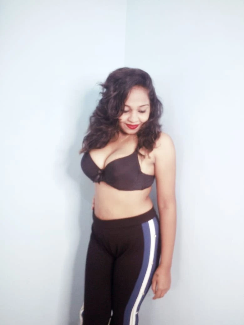Sneha1 Live Sex – Indian escort in Mumbai — 8 / 12
