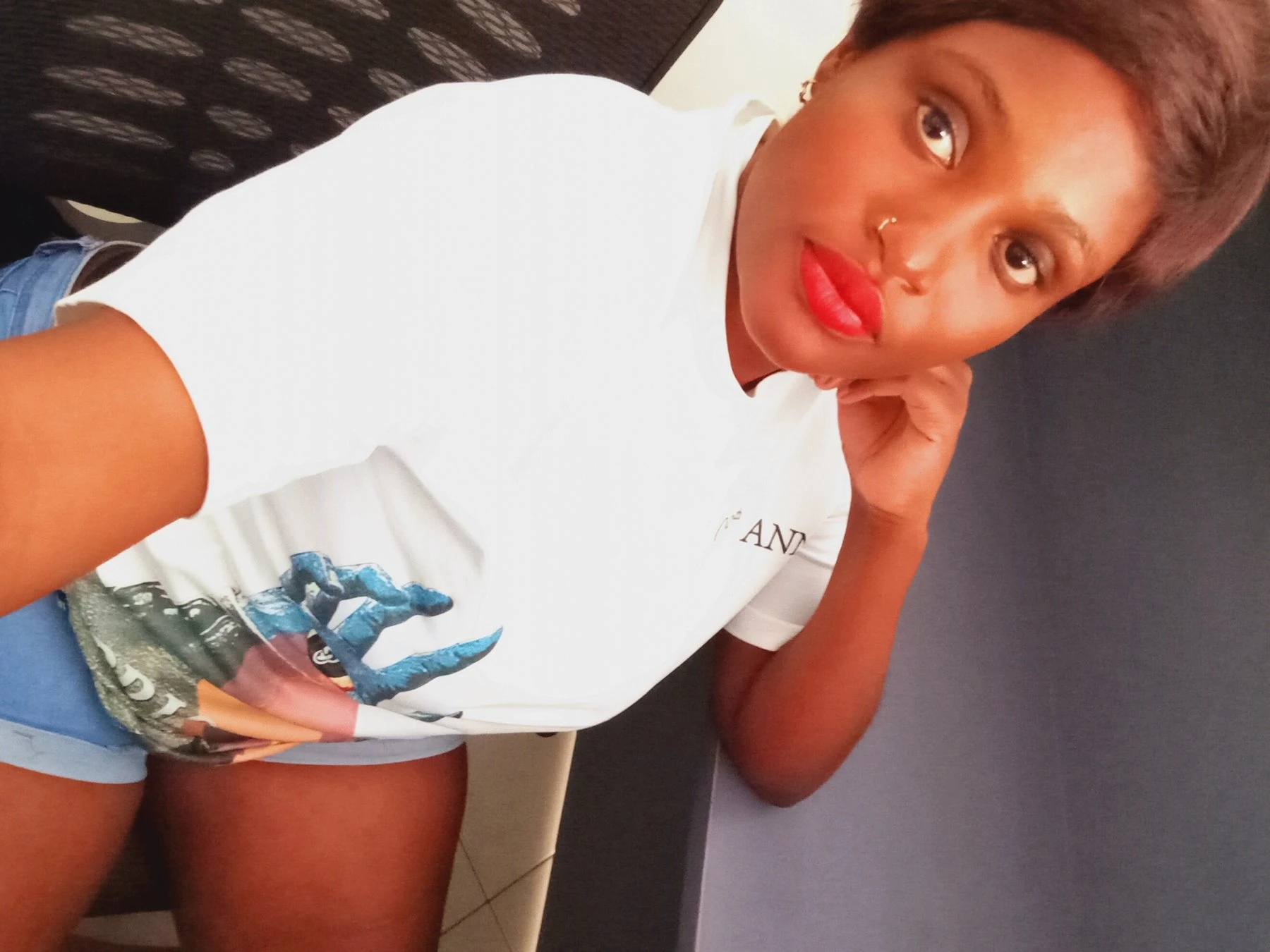 Kesh – Ugandan escort in Hyderabad — 1 / 2