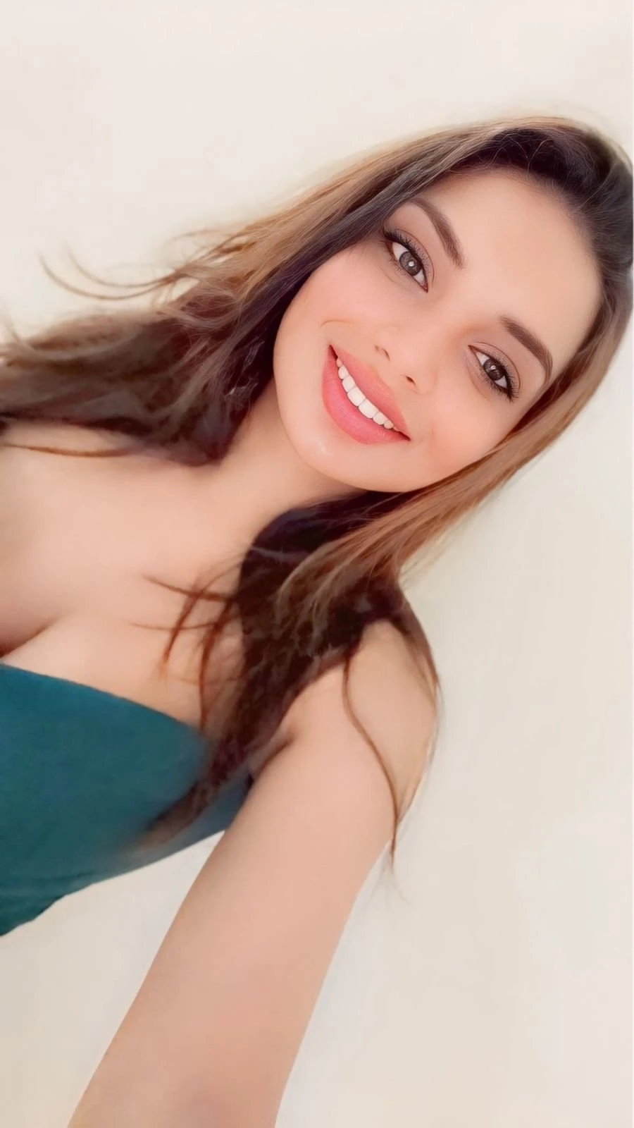 Kanika – Indian escort in Kolkata — 3 / 6