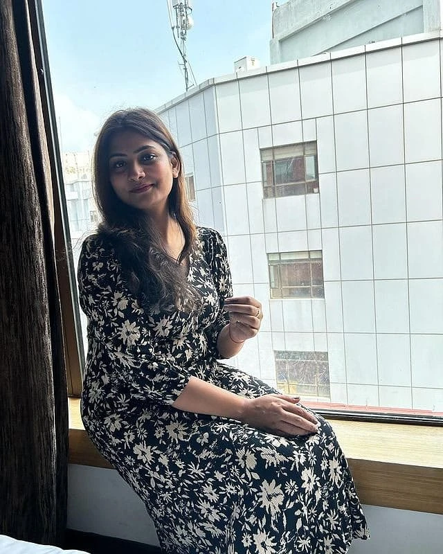 Vishakha – Indian escort in Mumbai — 4 / 5