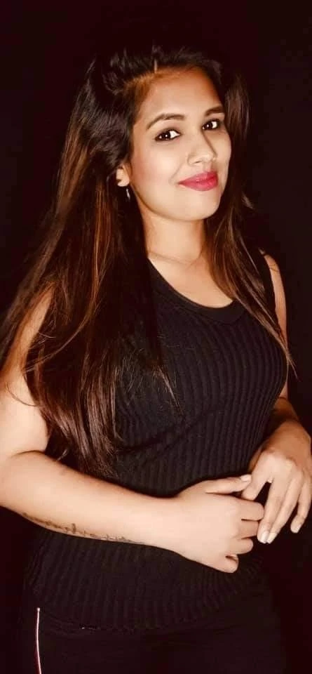 Anjana Joshi – Indian escort in Pune — 2 / 3