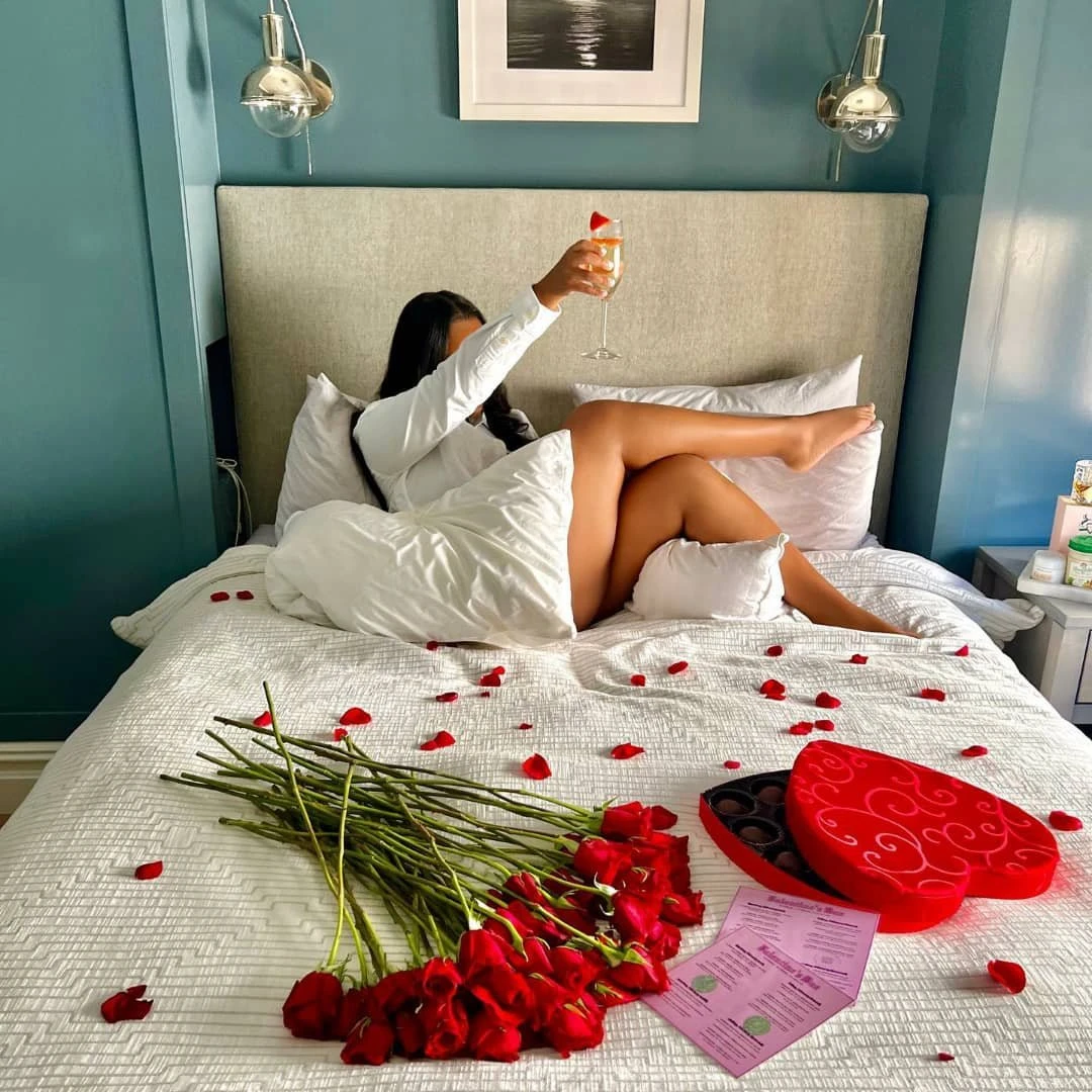 Claudia – South African escort in Dakar — 2 / 3