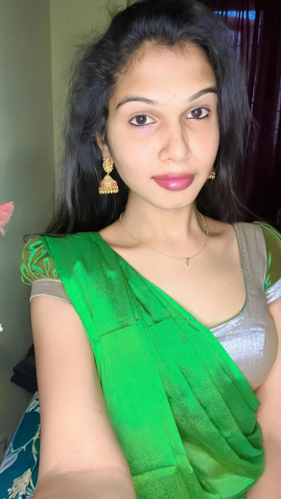 Mags on Mood – Indian escort in Hyderabad — 1 / 2
