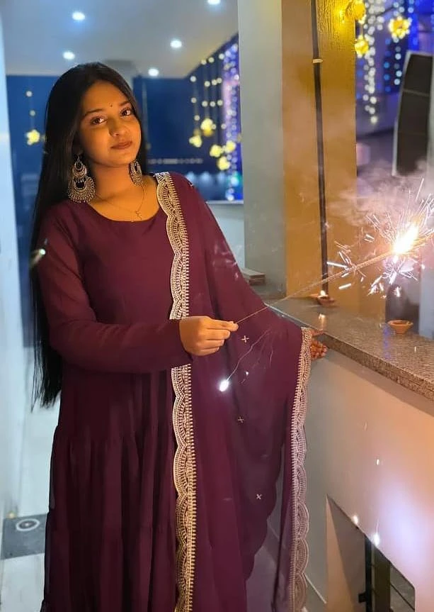 Jessy Hot & slim Dream Independent Girl – Indian escort in New Delhi — 3 / 7