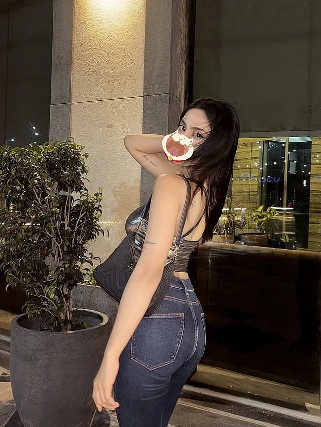 Kalsang, Escort – Nepalese escort in Pokhara — 4 / 5