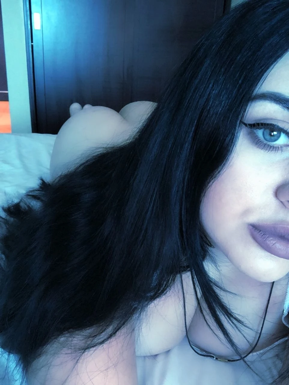 Sasha – Russian escort in Beirut — 4 / 5