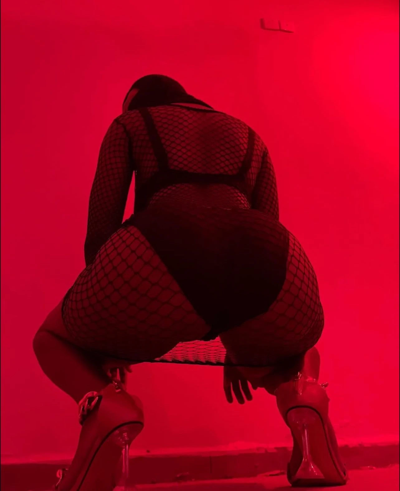 Juicy Berry With Curvy Ass Big Melons – Angolan escort in New Delhi — 4 / 6