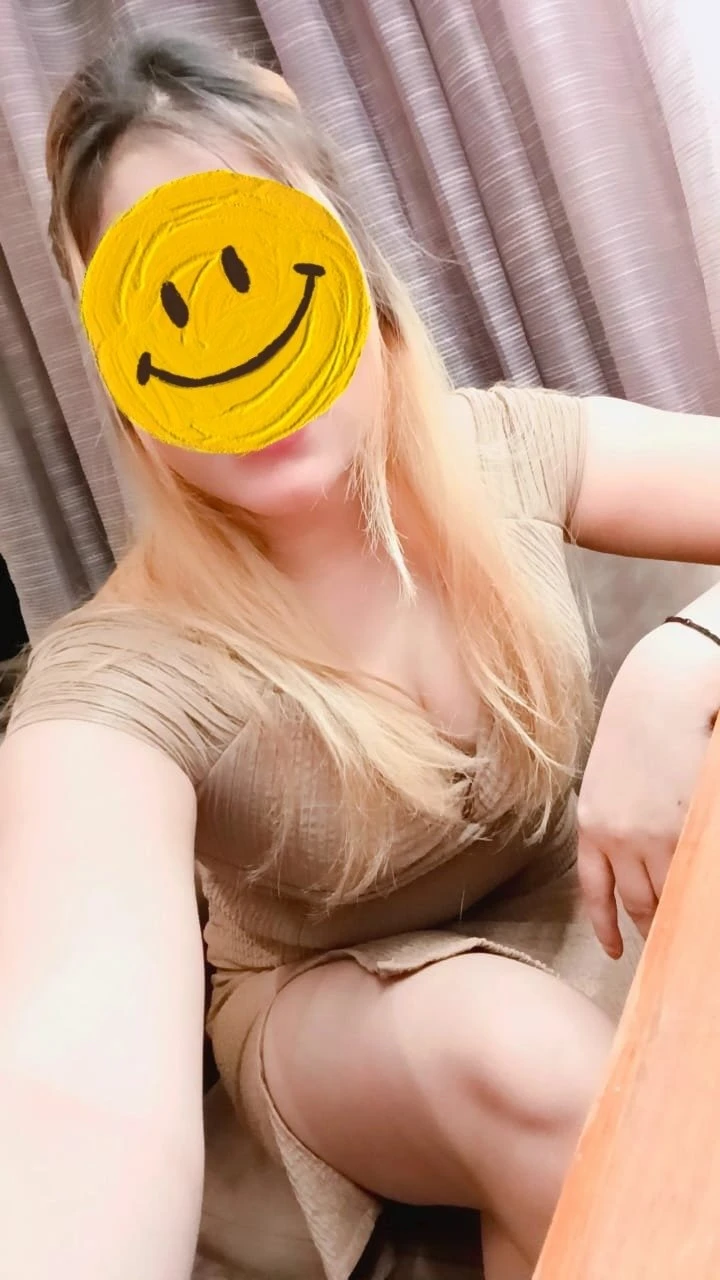 Premium VIP HOTELS Escort & Models – Indian escort in Pune — 4 / 6