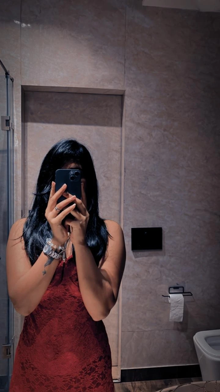 Deepika true gf sex topper – Indian escort in New Delhi — 1 / 6