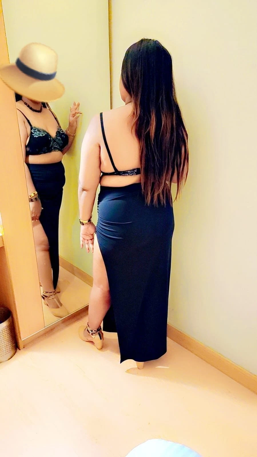 Zainakhan – Indian escort in Hyderabad — 1 / 3