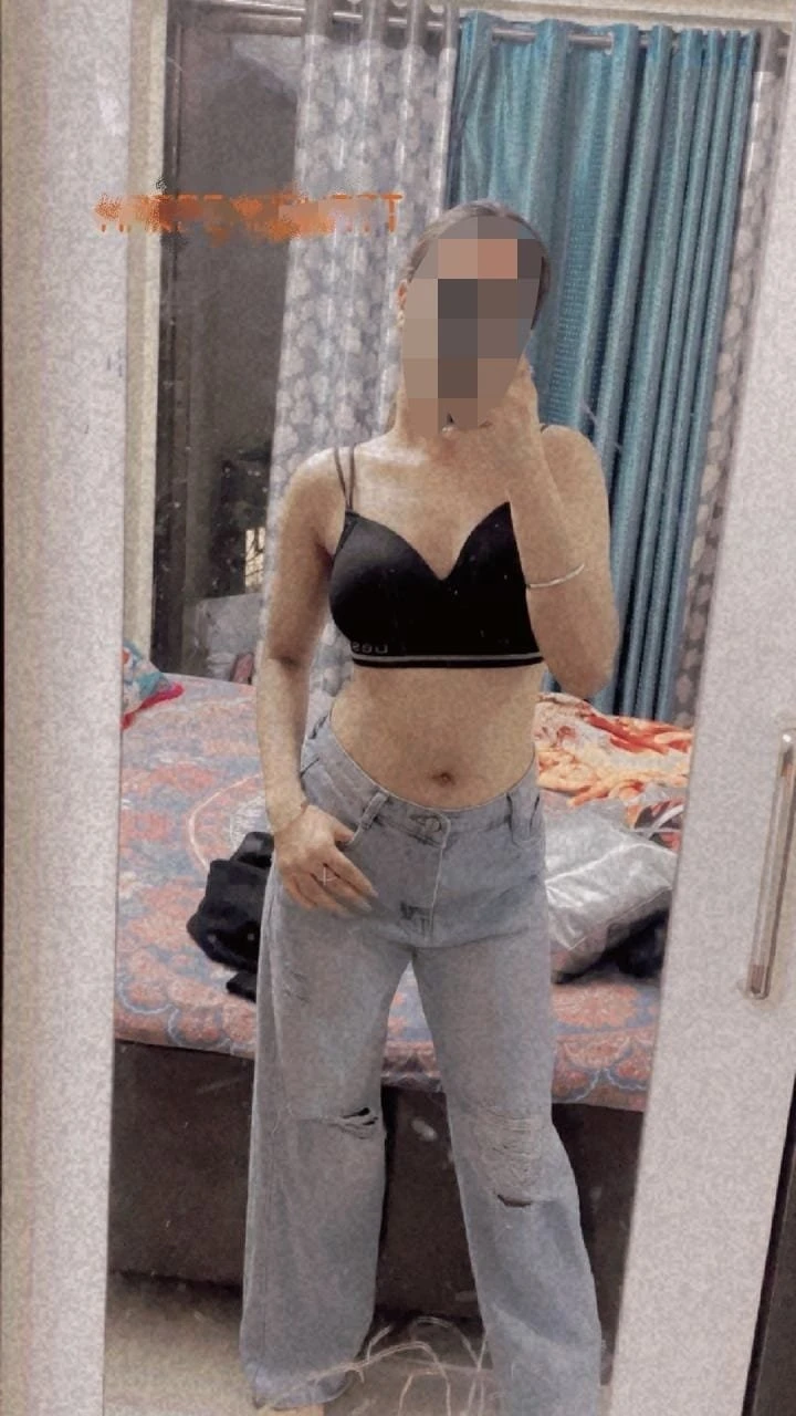 Aditi Thakur 21(independent ) – Indian escort in Mumbai — 7 / 11