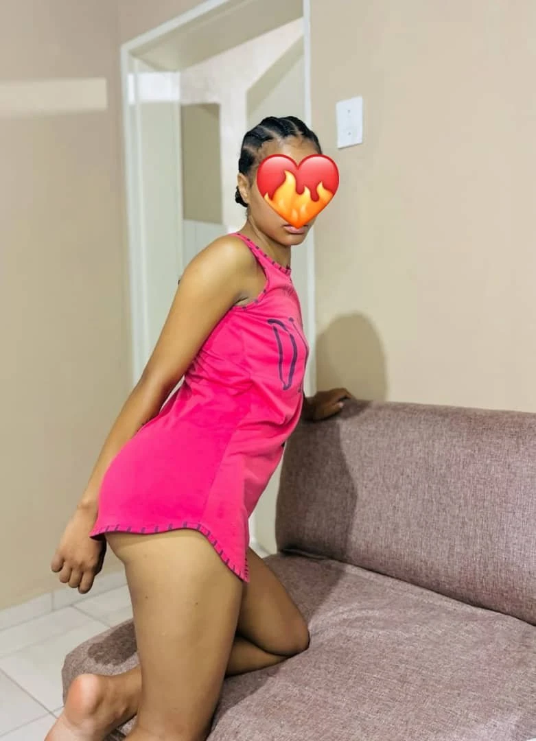 Hot slim Nyla chocolate booty real Meet – South African escort in Pune — 4 / 9