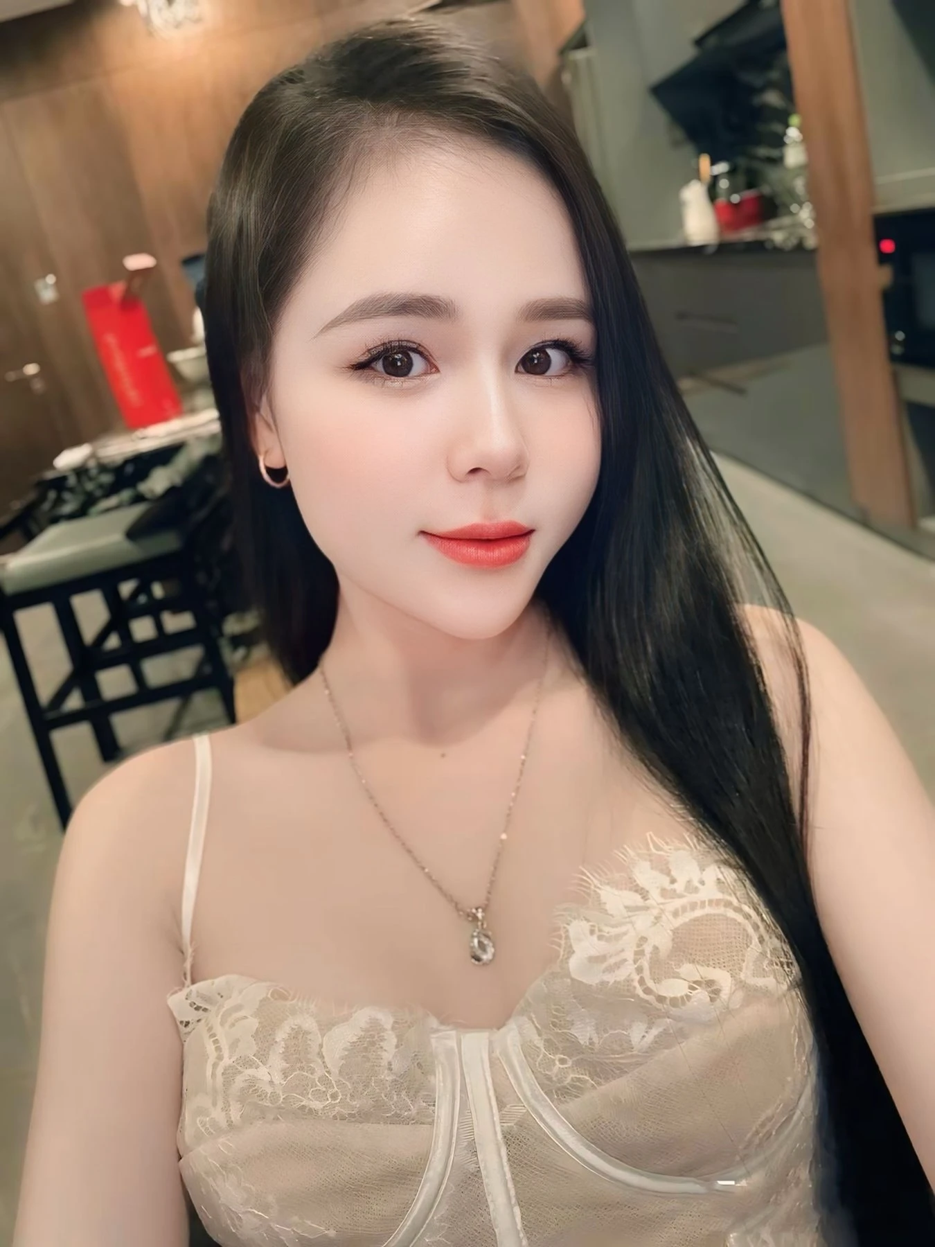Jenni – Singaporean escort in Da Nang — 17 / 23