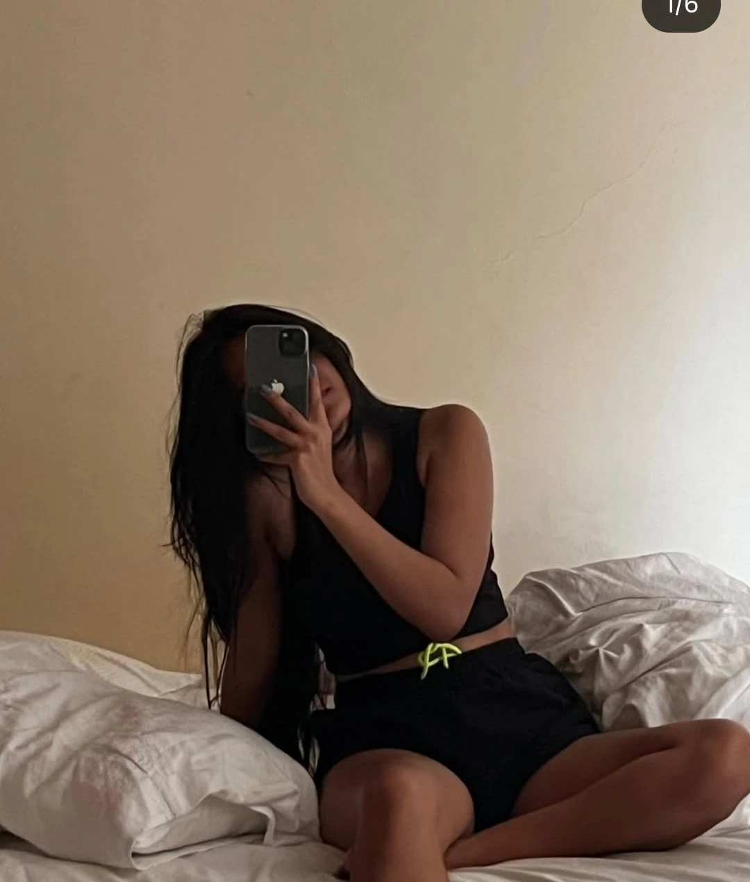 Sharon – Indian escort in Mumbai — 3 / 4