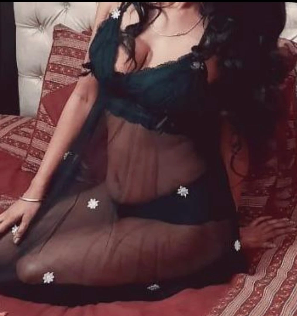 I’m shine yours sunshine cam nd real mee – Indian escort in New Delhi — 11 / 29