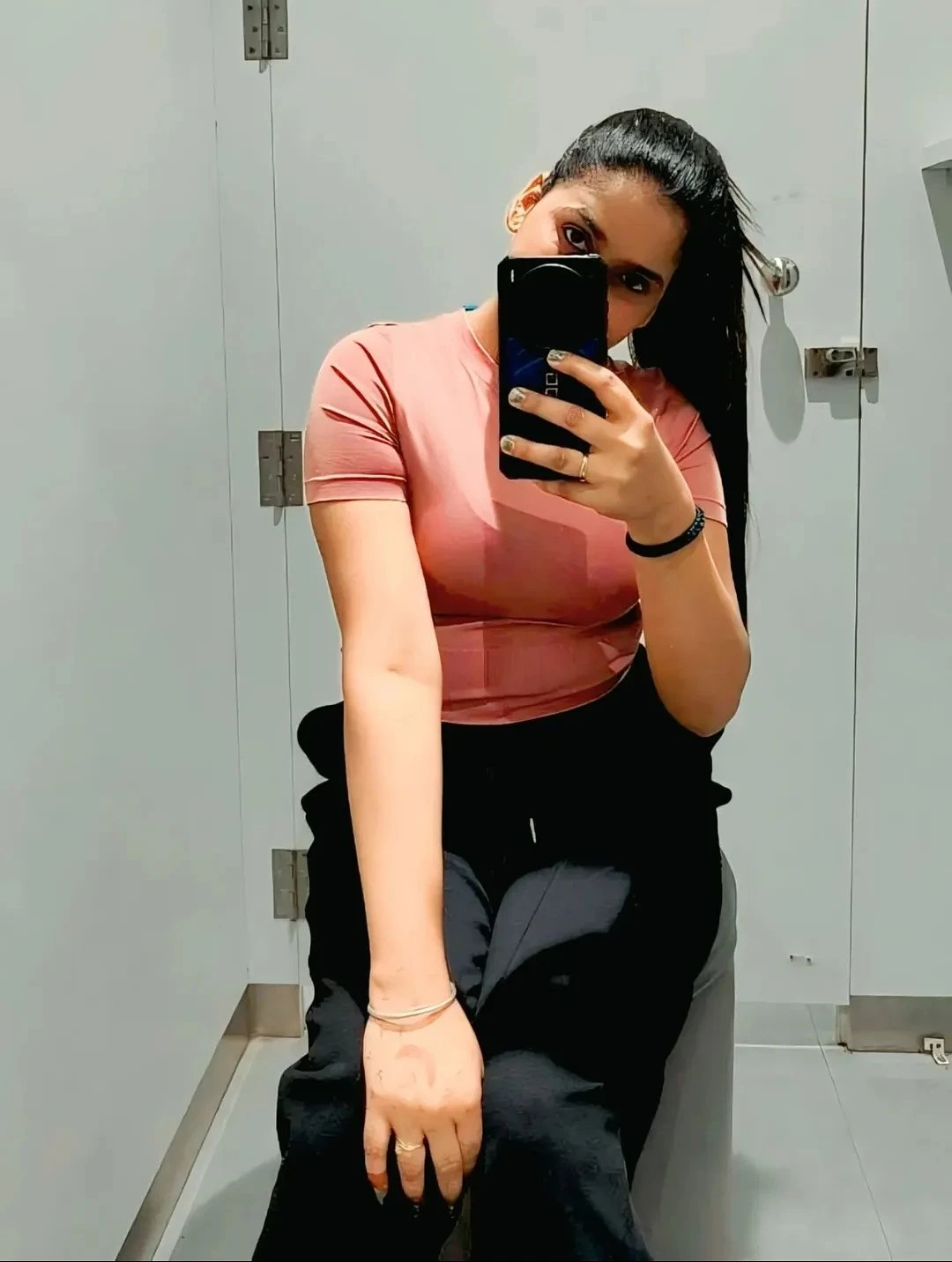 ꧁༒Mahi🦋(Cam & Real meet)༒꧂ – Indian escort in Kolkata — 2 / 3
