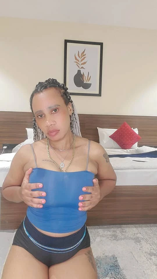 Nina Sexy Babe 63053//89506 – Rwandan escort in Pune — 2 / 7