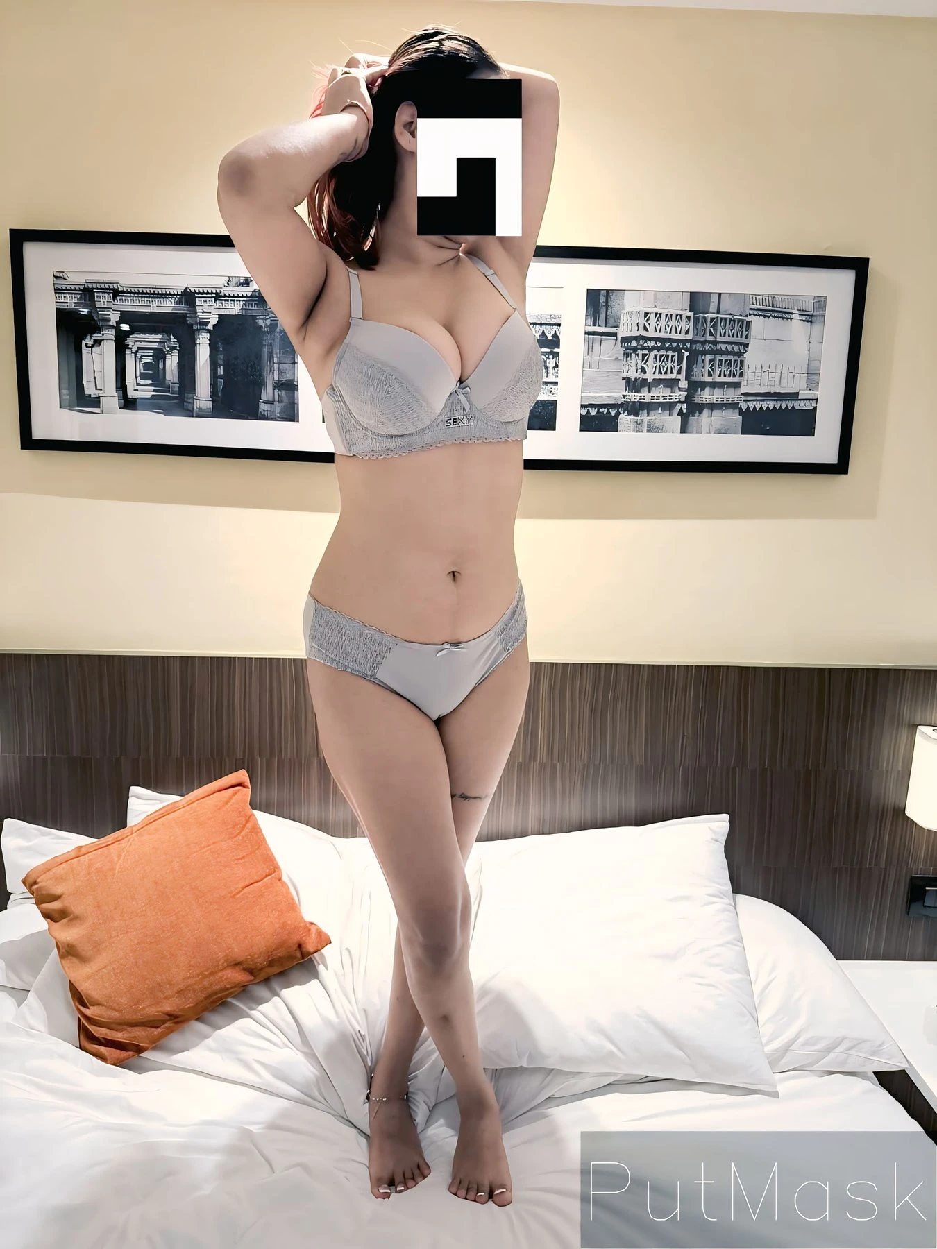 Soniya Nick name priya – Indian escort in Hyderabad — 1 / 19