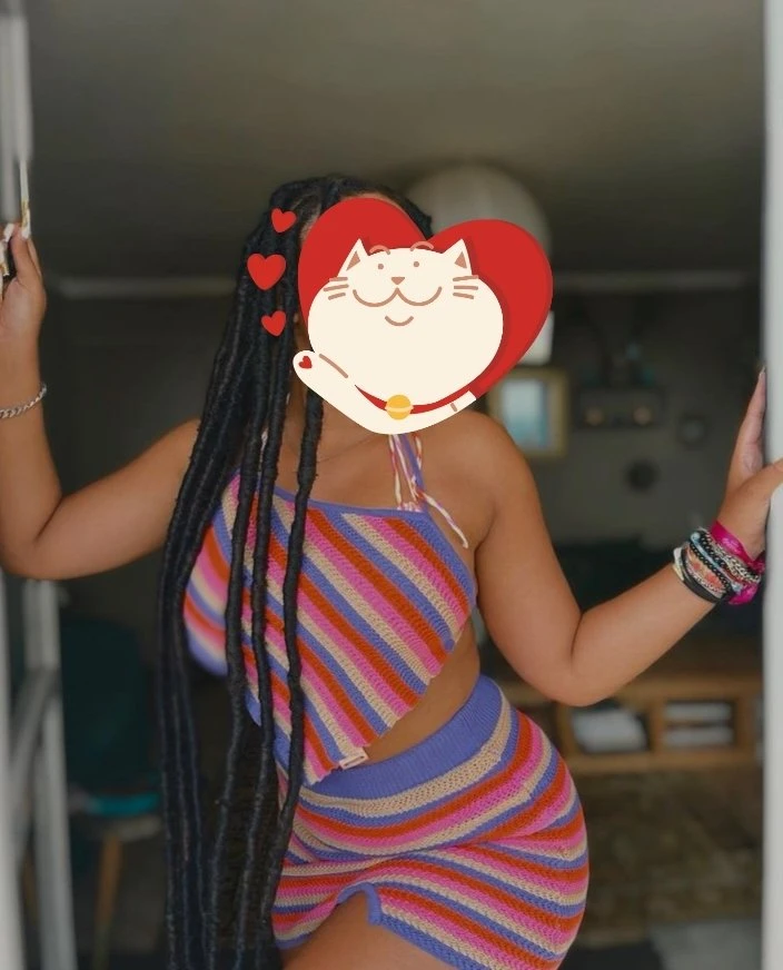 Unie – Bolivian escort in Hyderabad — 3 / 4