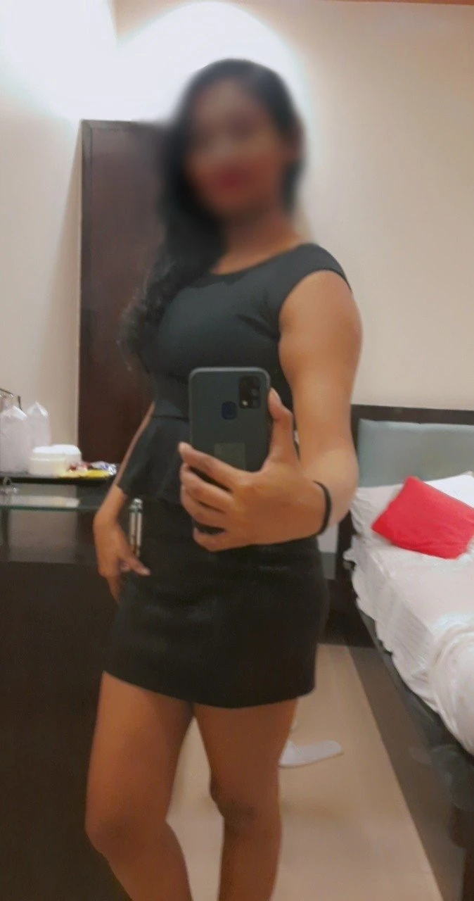Kajal Varma – Indian escort in New Delhi — 3 / 6