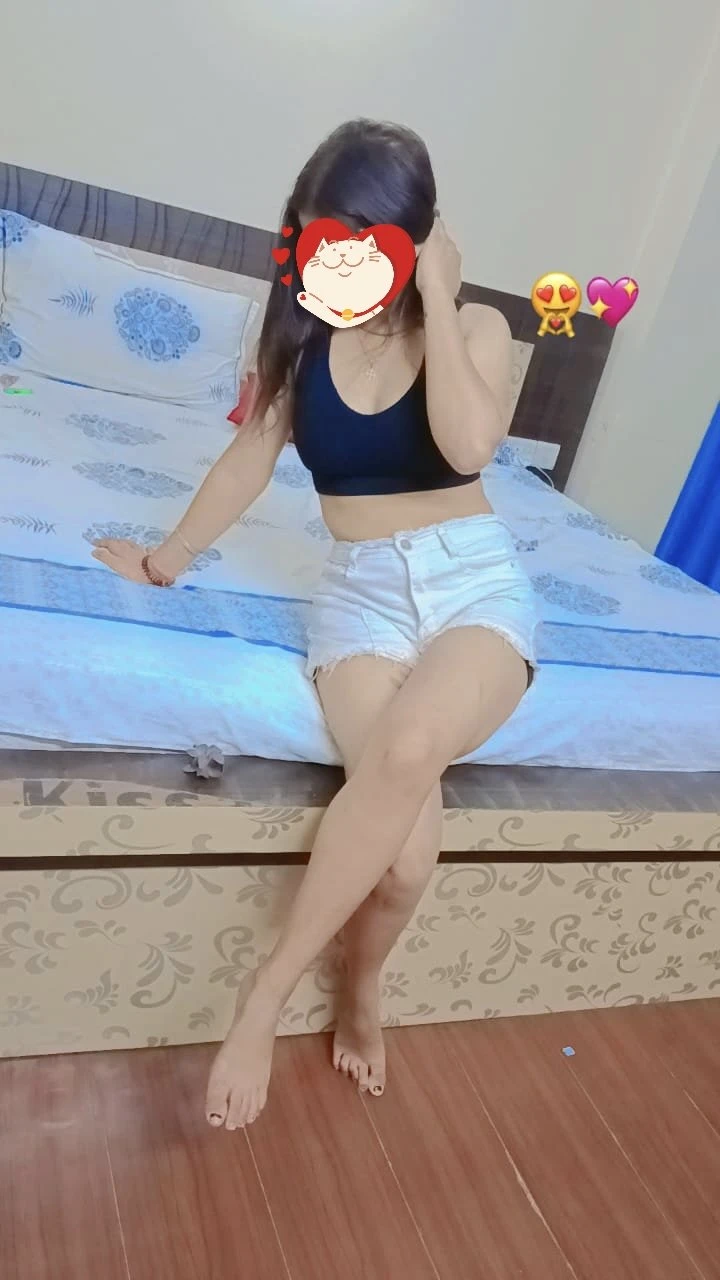 Khushi Gautam Independent College Girl – Indian escort in Gurgaon — 3 / 10