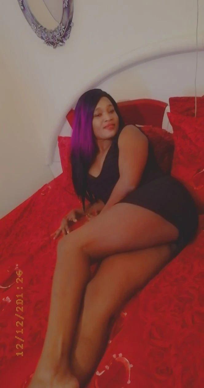 Tina – South African escort in Beirut — 2 / 3