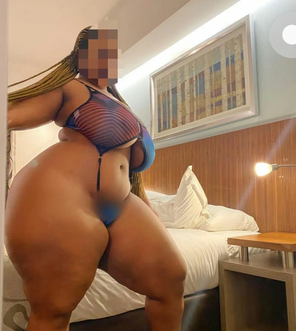 Roxana – Zambian escort in Lusaka — 2 / 3
