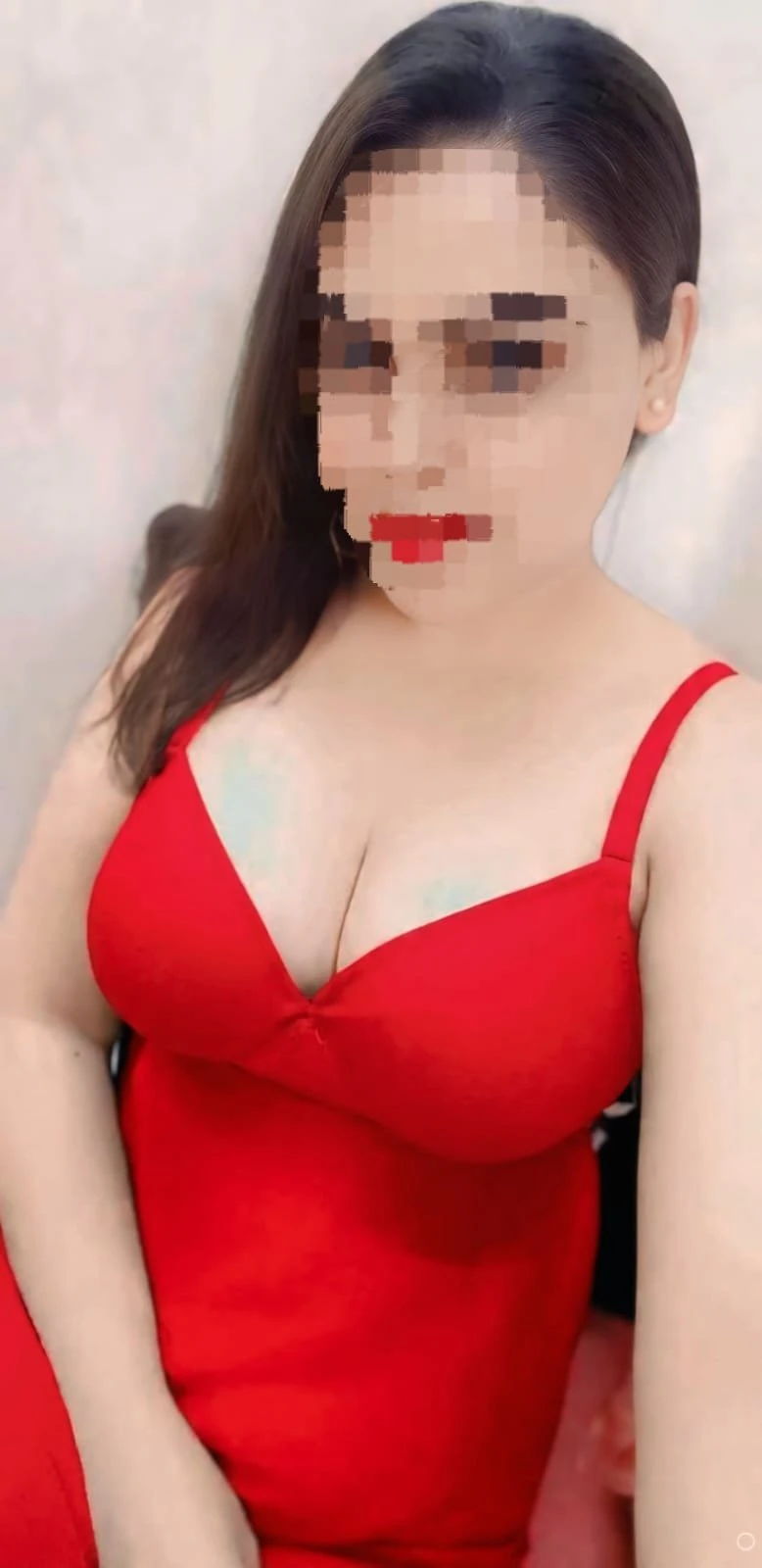 Neeta Here – Indian escort in Kochi — 3 / 5