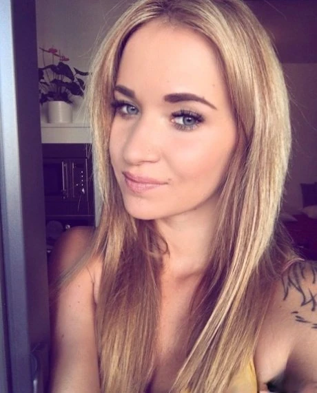 Maya – Ukrainian escort in Stockholm — 9 / 14
