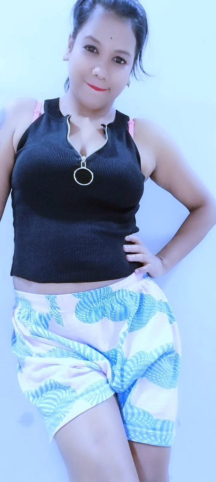 Mohini Biswas – Indian escort in Kolkata — 7 / 8