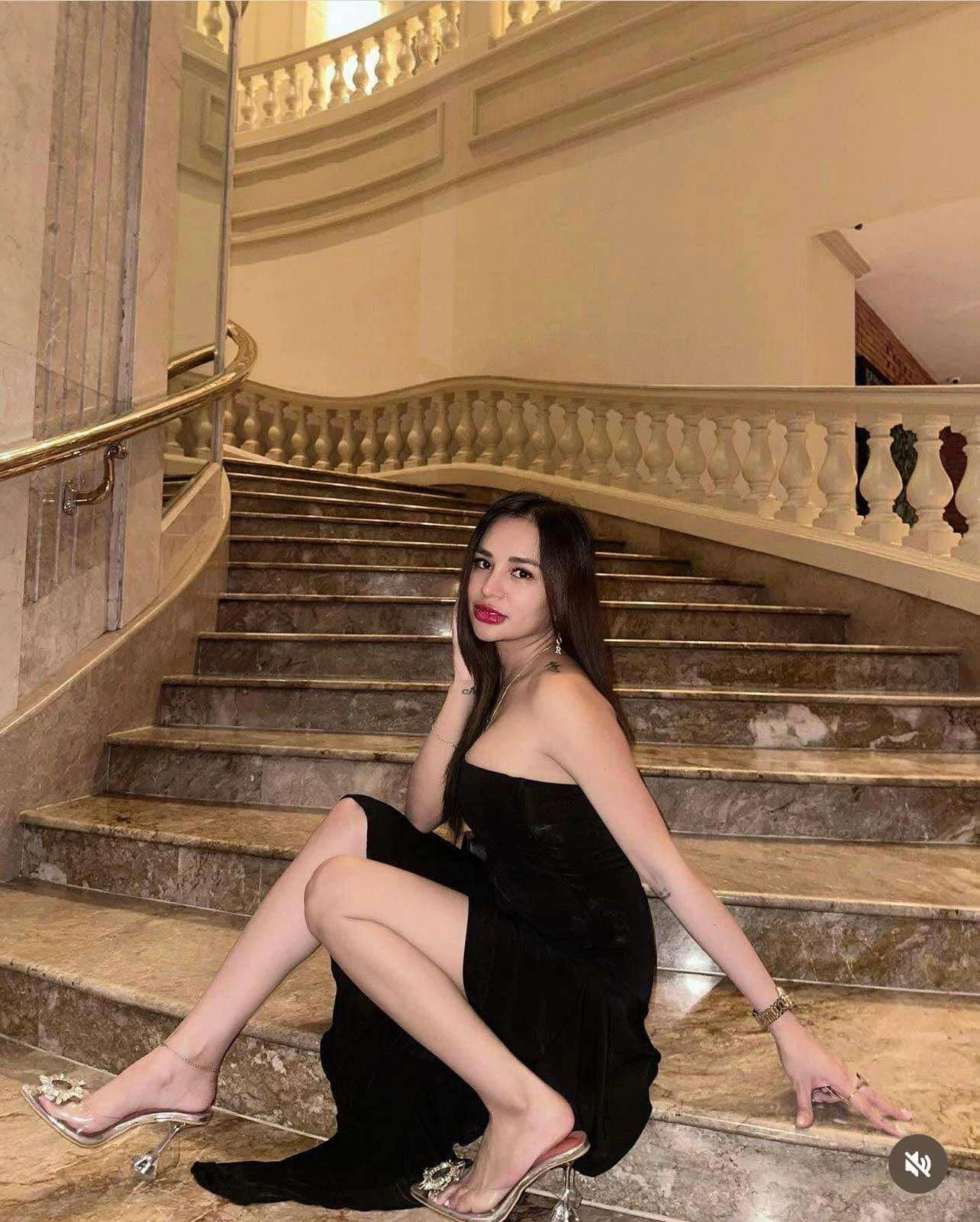 Sandra – Singaporean escort in Macao — 4 / 6