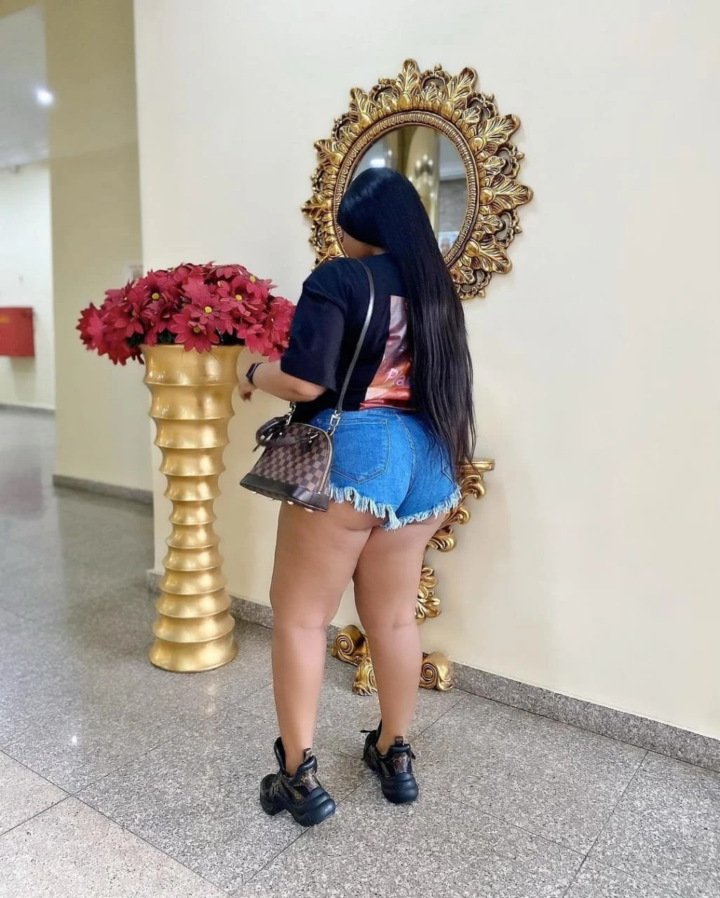 Excess Sweetness – Beninese escort in Beirut — 5 / 6