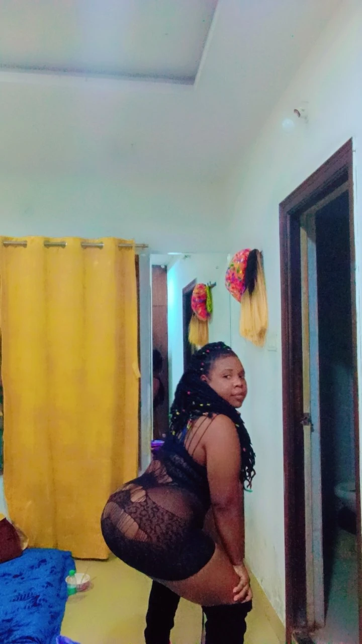Sady anal and rimming mistress – Colombian escort in Kochi — 2 / 5